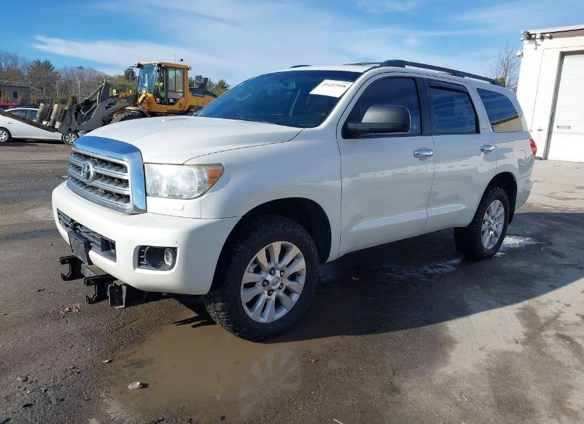 Photo 2 of 2012 Toyota Sequoia PLATINUM 5.7L V8 (VIN 5TDDY5G16CS055804)