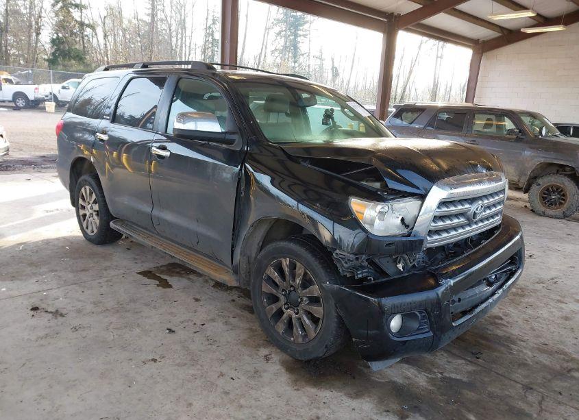 2011 Toyota Sequoia PLATINUM 5.7L V8 (VIN 5TDDY5G17BS041554) main photo