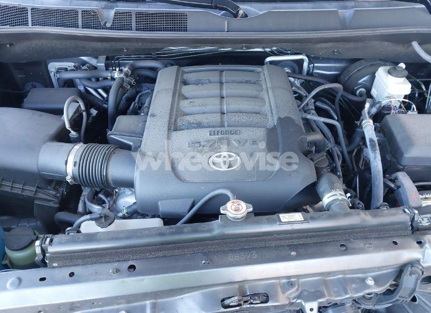 Photo 10 of 2019 Toyota Sequoia PLATINUM (VIN 5TDDY5G17KS167851)