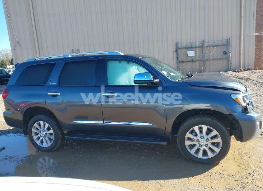Photo 13 of 2019 Toyota Sequoia PLATINUM (VIN 5TDDY5G17KS167851)