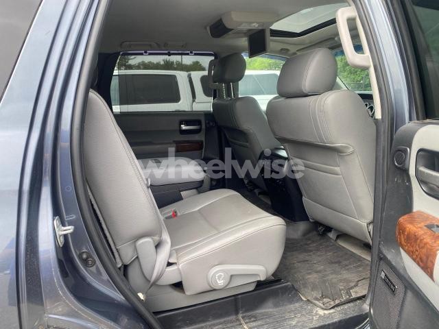 Photo 10 of 2010 TOYOTA SEQUOIA PLATINUM (VIN 5TDDY5G18AS029296)