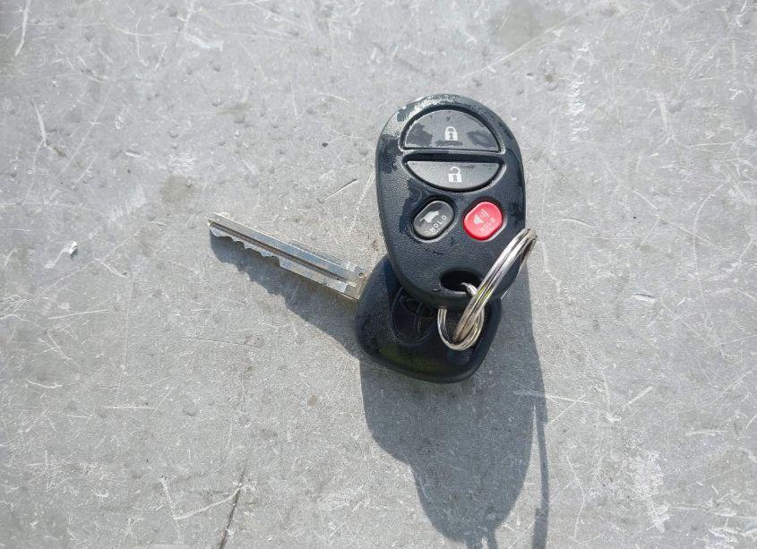 Photo 11 of 2010 Toyota Sequoia PLATINUM 5.7L V8 (VIN 5TDDY5G18AS037916)