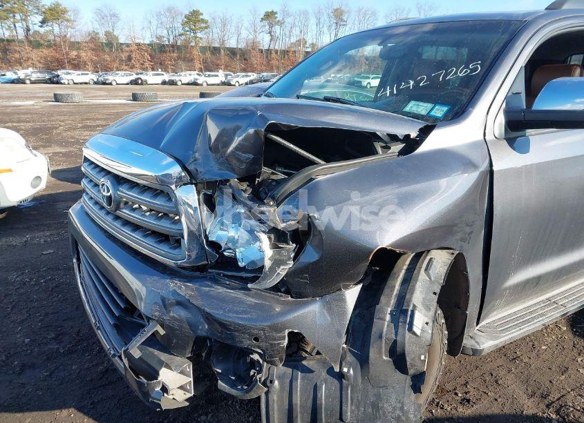 Photo 6 of 2015 Toyota Sequoia PLATINUM 5.7L V8 (VIN 5TDDY5G18FS126246)