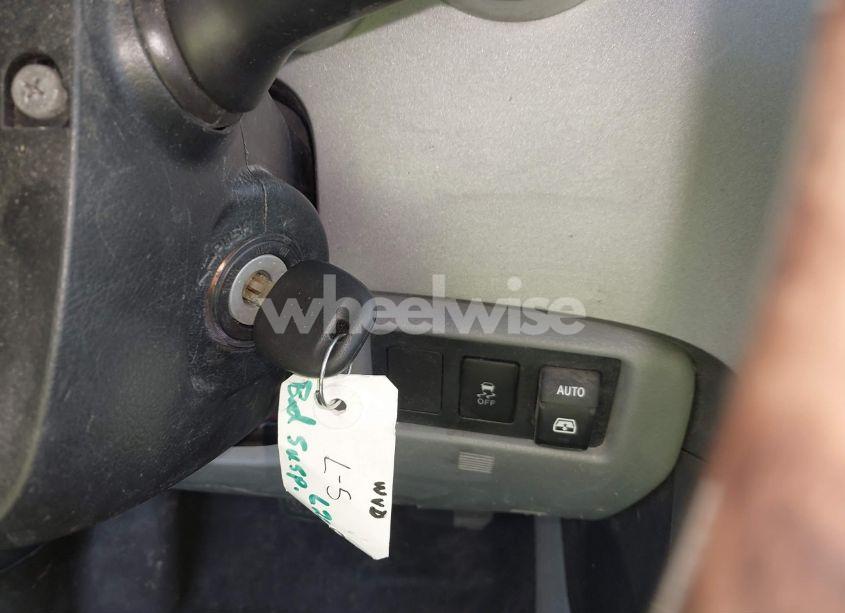 Photo 11 of 2010 Toyota Sequoia PLATINUM 5.7L V8 (VIN 5TDDY5G19AS038783)