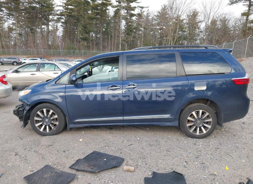 Photo 15 of 2018 Toyota Sienna XLE 7 PASSENGER (VIN 5TDDZ3DC0JS204454)