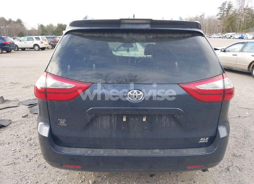 Photo 17 of 2018 Toyota Sienna XLE 7 PASSENGER (VIN 5TDDZ3DC0JS204454)