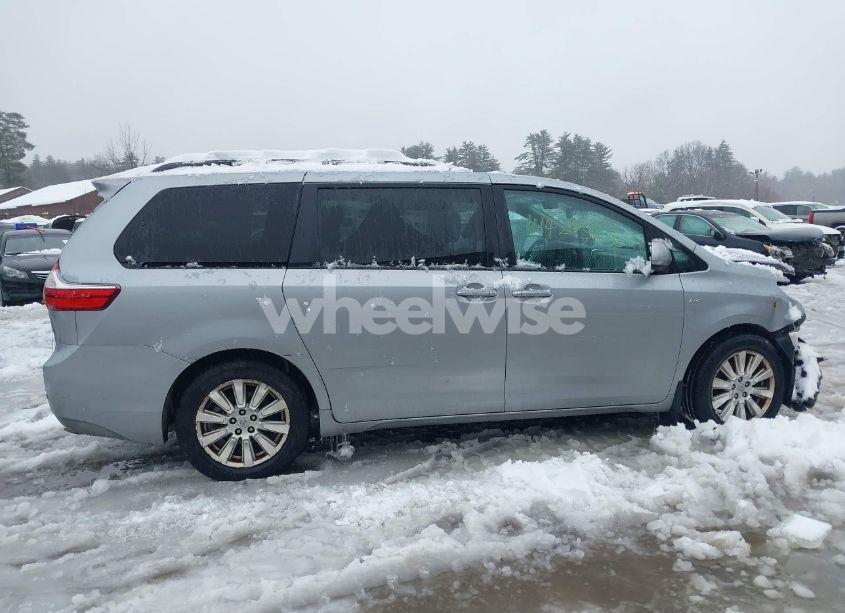 Photo 14 of 2017 Toyota Sienna XLE/LIMITED (VIN 5TDDZ3DC1HS162080)