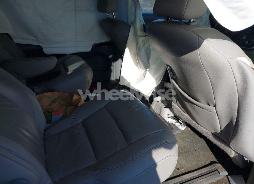 Photo 8 of 2017 Toyota Sienna XLE 7 PASSENGER (VIN 5TDDZ3DC1HS178957)