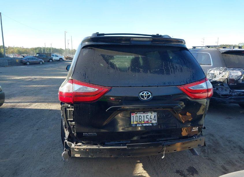 Photo 17 of 2017 Toyota Sienna XLE/LIMITED (VIN 5TDDZ3DC1HS182412)