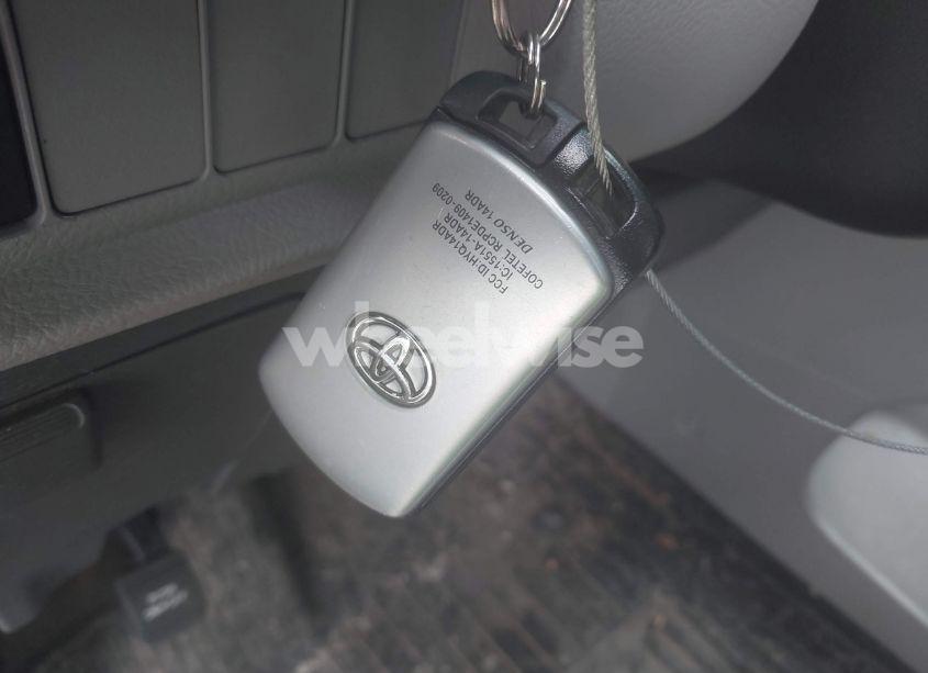 Photo 11 of 2018 Toyota Sienna XLE/XLE PREMIUM/LIMITED/LIMITED PREMIUM (VIN 5TDDZ3DC1JS200008)