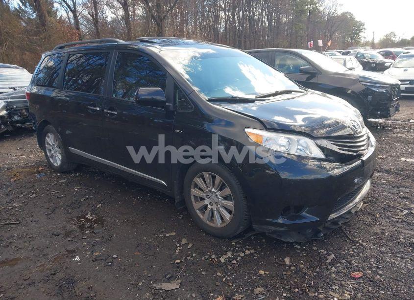 2017 Toyota Sienna XLE/LIMITED (VIN 5TDDZ3DC2HS149614) main photo