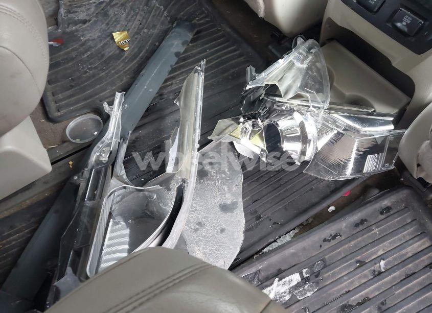 Photo 12 of 2018 Toyota Sienna XLE/XLE PREMIUM/LIMITED/LIMITED PREMIUM (VIN 5TDDZ3DC2JS191352)