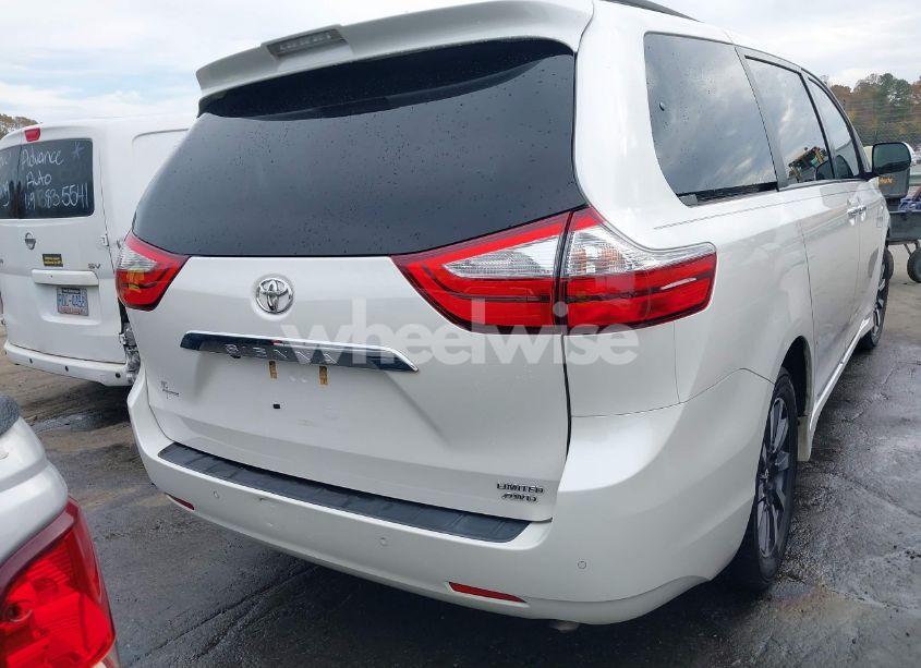 Photo 16 of 2019 Toyota Sienna LIMITED 7 PASSENGER (VIN 5TDDZ3DC2KS226750)