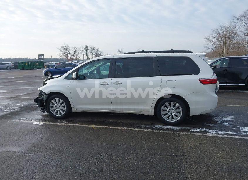 Photo 14 of 2017 Toyota Sienna LIMITED PREMIUM 7 PASSENGER (VIN 5TDDZ3DC3HS167636)