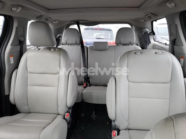 Photo 12 of 2020 TOYOTA SIENNA XLE (VIN 5TDDZ3DC3LS243509)