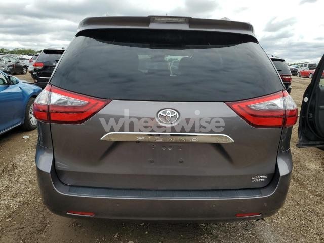 Photo 5 of 2020 TOYOTA SIENNA XLE (VIN 5TDDZ3DC3LS243509)