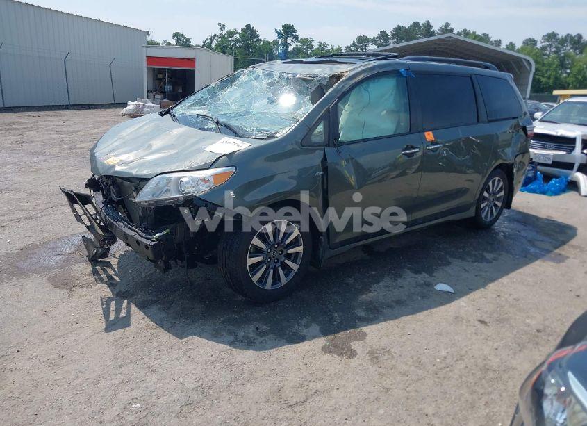 Photo 2 of 2019 Toyota Sienna XLE PREMIUM 7 PASSENGER (VIN 5TDDZ3DC4KS217175)
