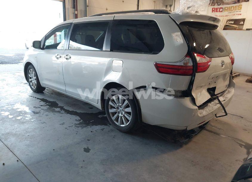 Photo 3 of 2017 Toyota Sienna XLE 7 PASSENGER (VIN 5TDDZ3DC5HS149252)