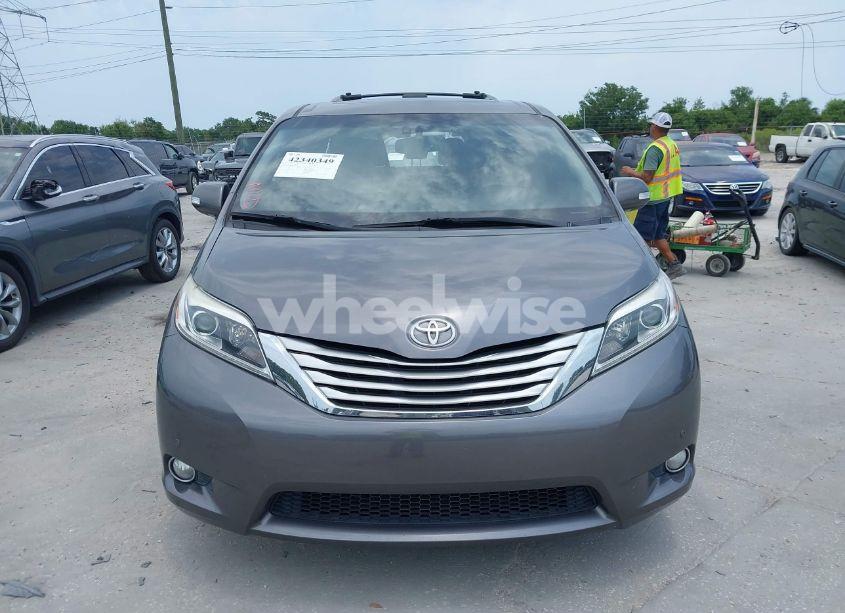 Photo 12 of 2017 Toyota Sienna LIMITED PREMIUM 7 PASSENGER (VIN 5TDDZ3DC6HS147381)