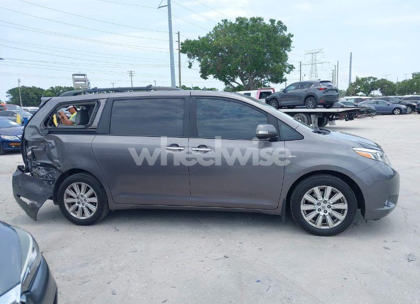 Photo 13 of 2017 Toyota Sienna LIMITED PREMIUM 7 PASSENGER (VIN 5TDDZ3DC6HS147381)