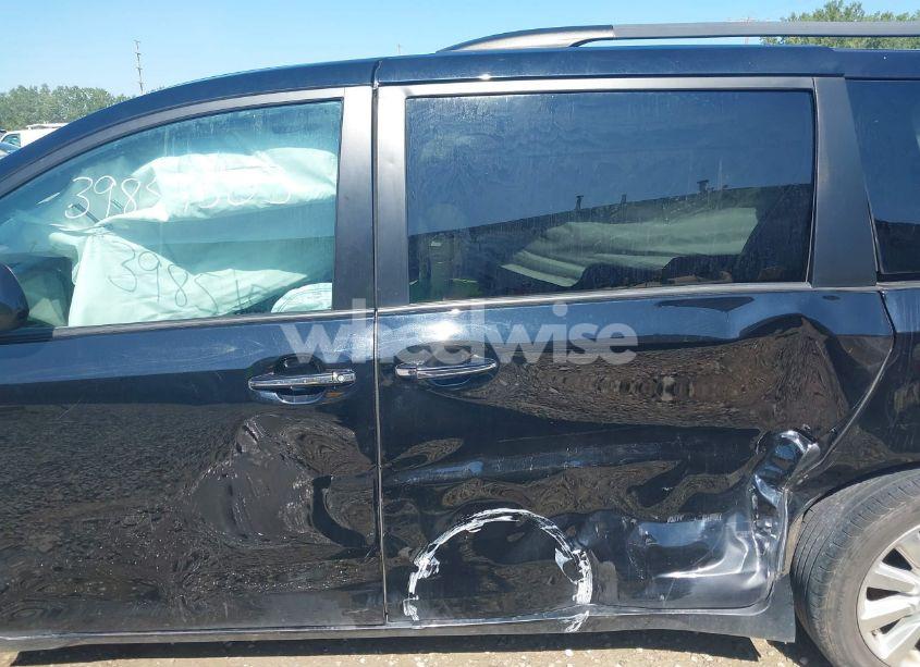 Photo 14 of 2017 Toyota Sienna XLE 7 PASSENGER (VIN 5TDDZ3DC6HS147557)