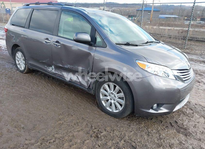 2017 Toyota Sienna XLE 7 PASSENGER (VIN 5TDDZ3DC7HS157241) main photo