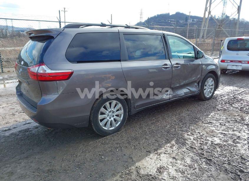 Photo 4 of 2017 Toyota Sienna XLE 7 PASSENGER (VIN 5TDDZ3DC7HS157241)