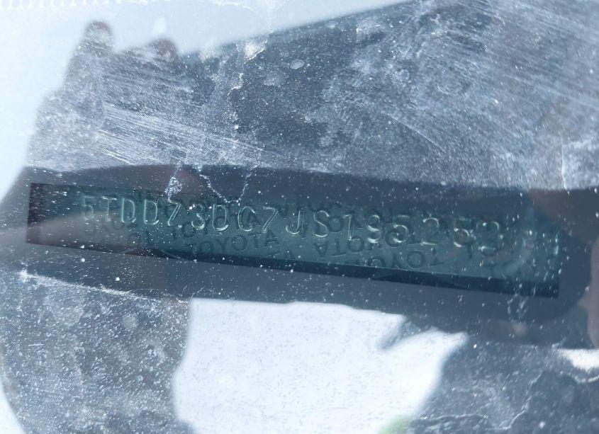 Photo 9 of 2018 Toyota Sienna LIMITED PREMIUM 7 PASSENGER (VIN 5TDDZ3DC7JS195252)