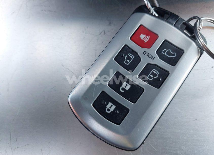 Photo 11 of 2017 Toyota Sienna LIMITED PREMIUM 7 PASSENGER (VIN 5TDDZ3DC8HS176753)