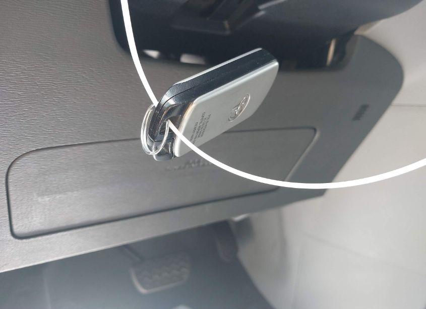 Photo 11 of 2020 Toyota Sienna XLE (VIN 5TDDZ3DC8LS250438)