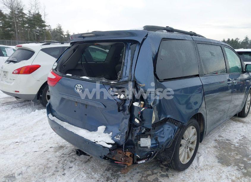 Photo 6 of 2017 Toyota Sienna XLE/LIMITED (VIN 5TDDZ3DC9HS159153)