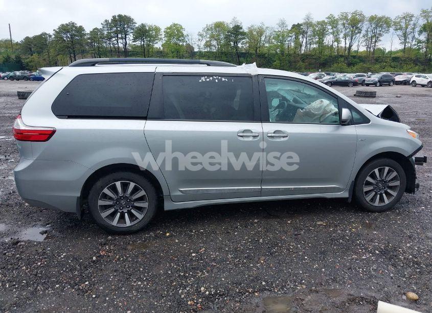 Photo 13 of 2019 Toyota Sienna XLE 7 PASSENGER (VIN 5TDDZ3DC9KS226549)