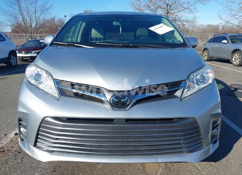 Photo 12 of 2020 Toyota Sienna XLE (VIN 5TDDZ3DC9LS242929)