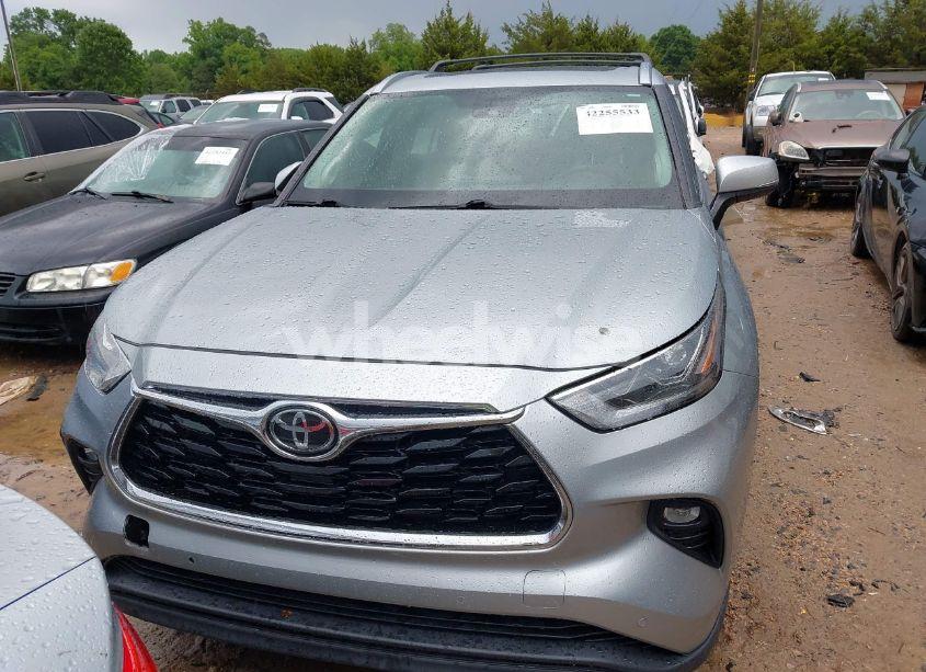 Photo 12 of 2020 Toyota Highlander LIMITED (VIN 5TDDZRBH1LS011976)