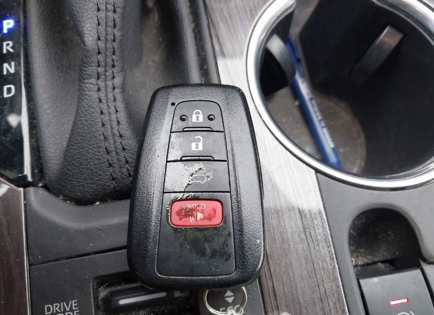 Photo 11 of 2020 Toyota Highlander LIMITED (VIN 5TDDZRBH1LS039972)