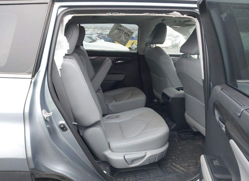 Photo 8 of 2020 Toyota Highlander LIMITED (VIN 5TDDZRBH1LS039972)