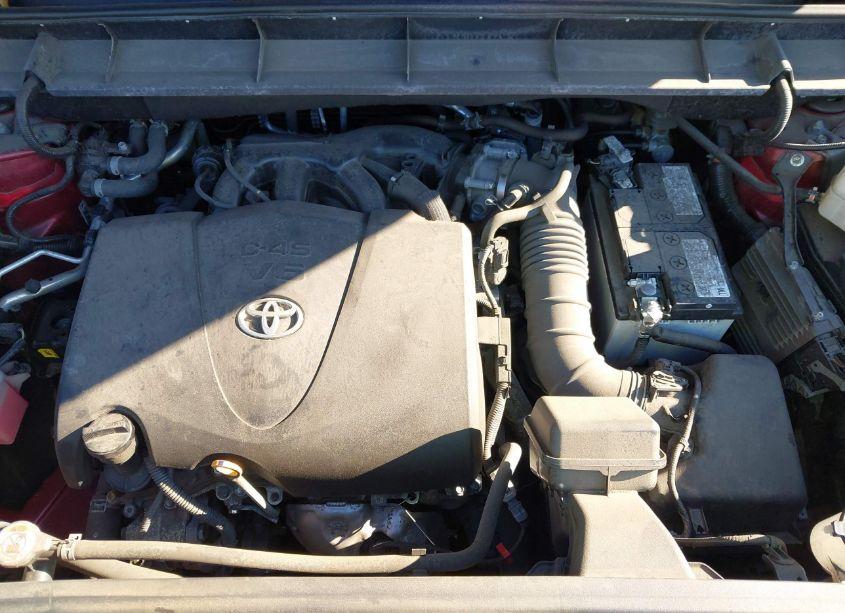 Photo 10 of 2022 Toyota Highlander LIMITED (VIN 5TDDZRBH2NS185168)