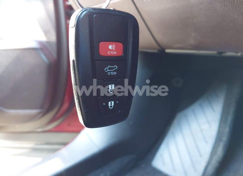 Photo 11 of 2022 Toyota Highlander LIMITED (VIN 5TDDZRBH3NS181159)