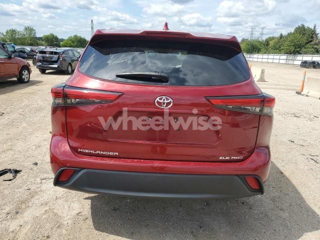 Photo 10 of 2022 TOYOTA HIGHLANDER XLE (VIN 5TDDZRBH3NS233907)