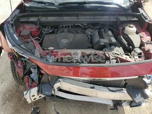Photo 2 of 2022 TOYOTA HIGHLANDER XLE (VIN 5TDDZRBH3NS233907)