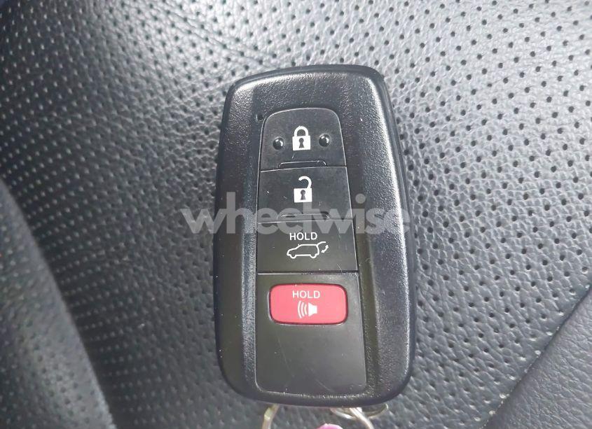 Photo 11 of 2020 Toyota Highlander LIMITED (VIN 5TDDZRBH5LS030417)