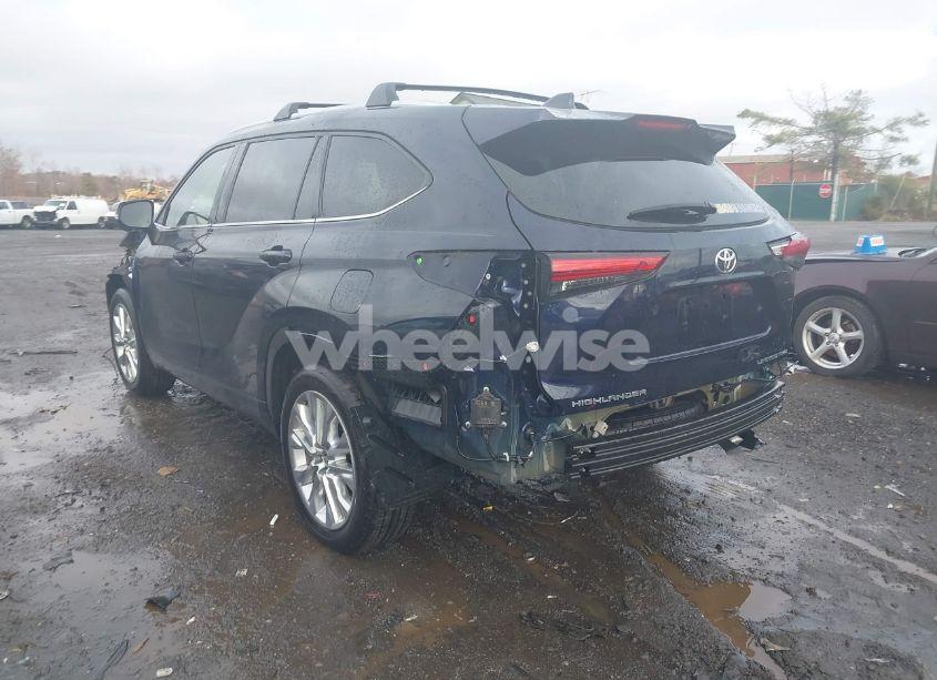 Photo 3 of 2020 Toyota Highlander LIMITED (VIN 5TDDZRBH5LS030417)