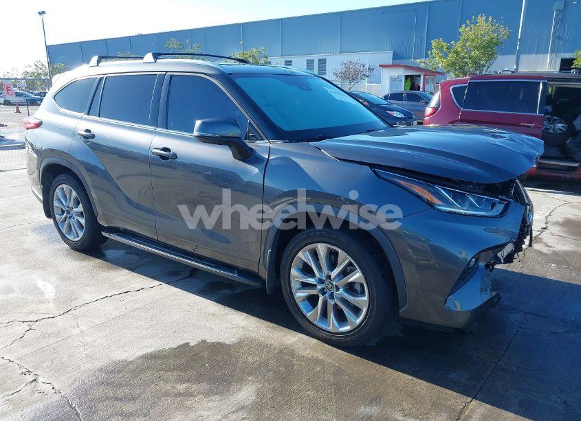 2020 Toyota Highlander LIMITED (VIN 5TDDZRBH6LS004148) main photo