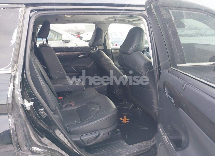 Photo 8 of 2020 Toyota Highlander LIMITED (VIN 5TDDZRBH7LS015210)