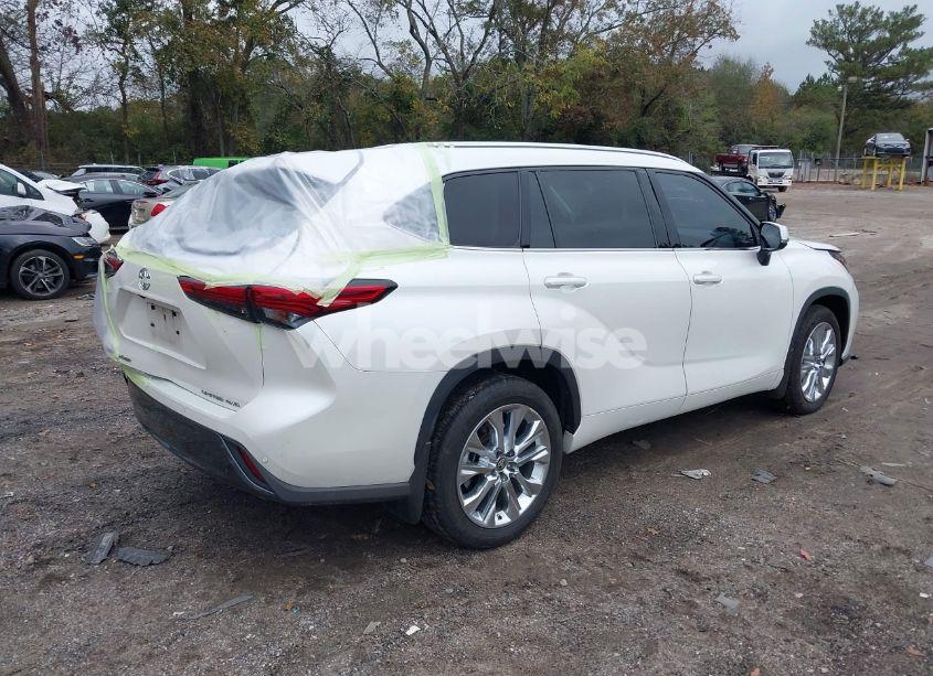 Photo 4 of 2020 Toyota Highlander LIMITED (VIN 5TDDZRBH8LS045526)