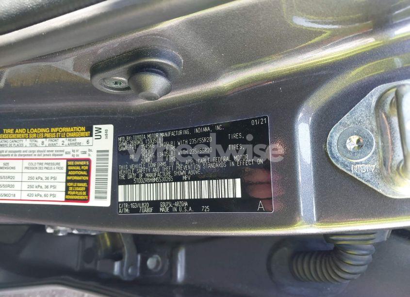 Photo 9 of 2021 Toyota Highlander LIMITED (VIN 5TDDZRBH8MS530265)