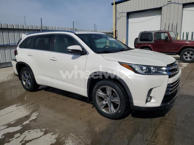 Photo 3 of 2017 TOYOTA HIGHLANDER LIMITED (VIN 5TDDZRFH0HS369233)