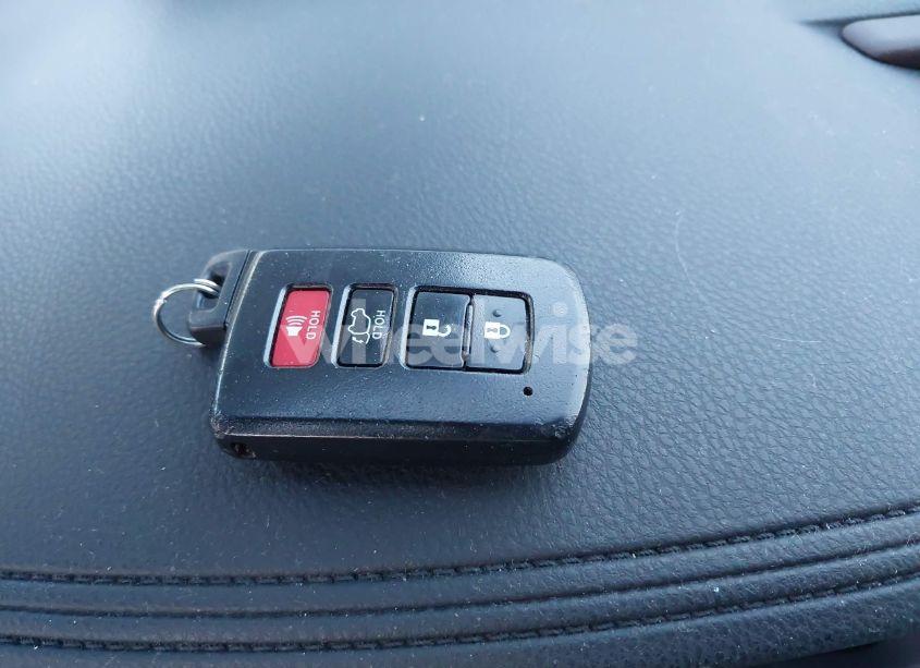 Photo 11 of 2019 Toyota Highlander LIMITED PLATINUM (VIN 5TDDZRFH0KS999390)