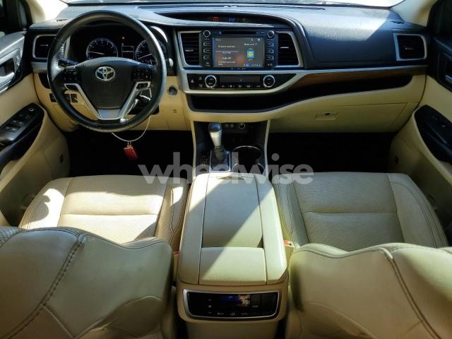 Photo 2 of 2017 TOYOTA HIGHLANDER LIMITED (VIN 5TDDZRFH1HS371203)