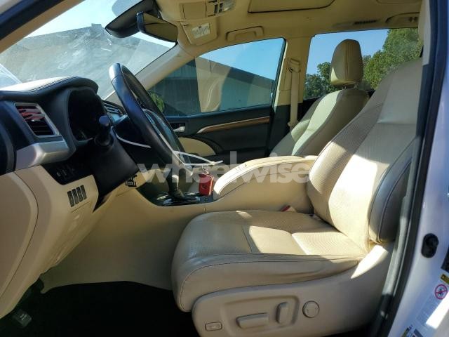 Photo 7 of 2017 TOYOTA HIGHLANDER LIMITED (VIN 5TDDZRFH1HS371203)